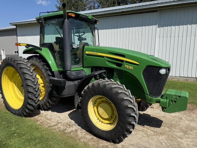 Image of John Deere 7930 equipment image 1