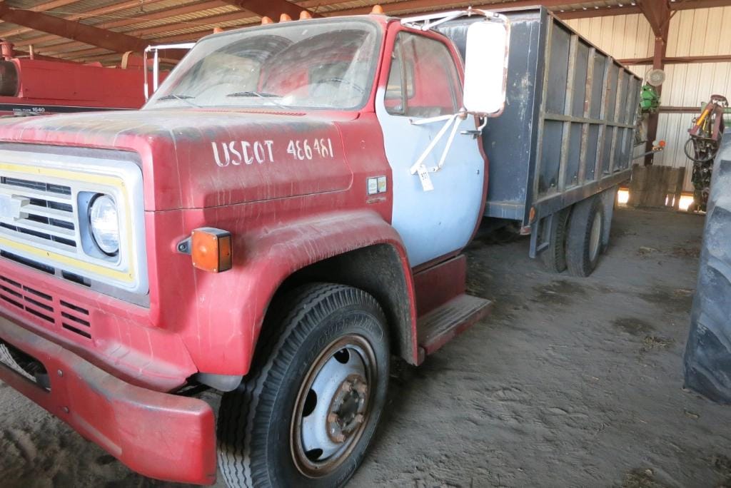 1985 Chevrolet C60 Equipment Image0