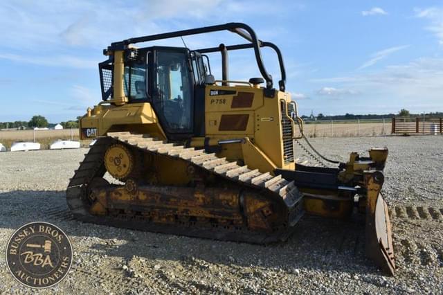 Image of Caterpillar D6N LGP equipment image 4