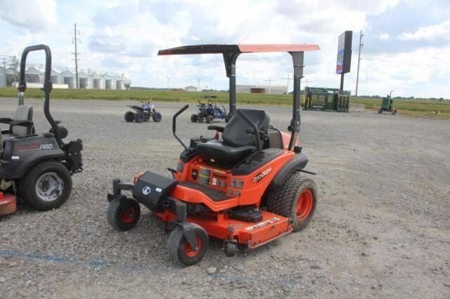 Main image Kubota ZD326