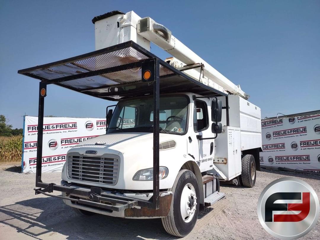 Image of Freightliner M2 Primary image