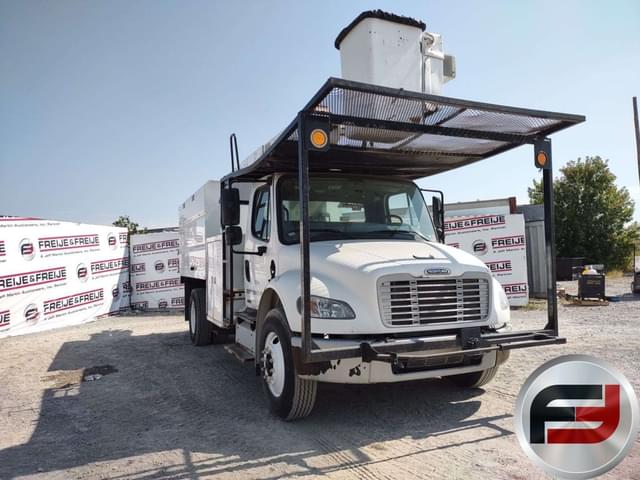 Image of Freightliner M2 equipment image 2