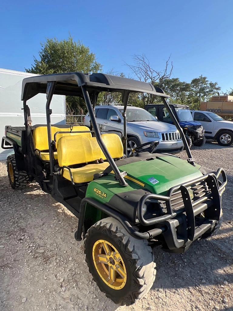 Image of John Deere Gator XUV 825i S4 Image 0