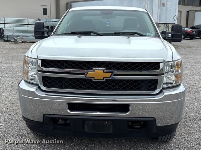 Image of Chevrolet 2500HD equipment image 1