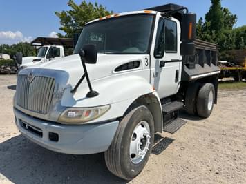 Main image International 4400