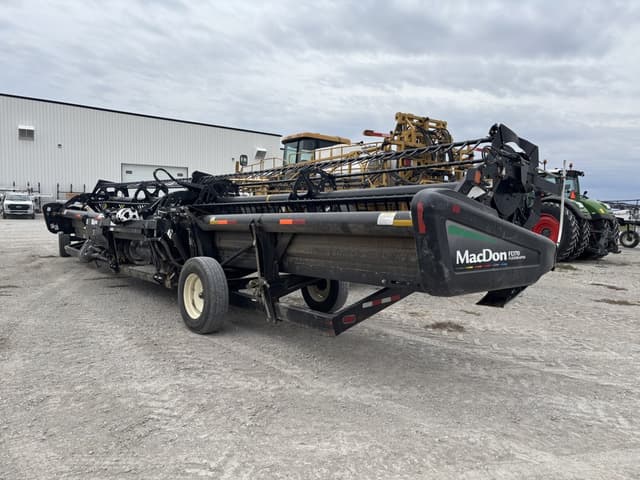 Image of MacDon FD70-40 equipment image 3