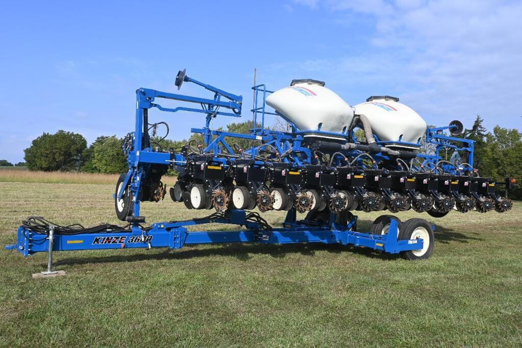 Main image Kinze 3600