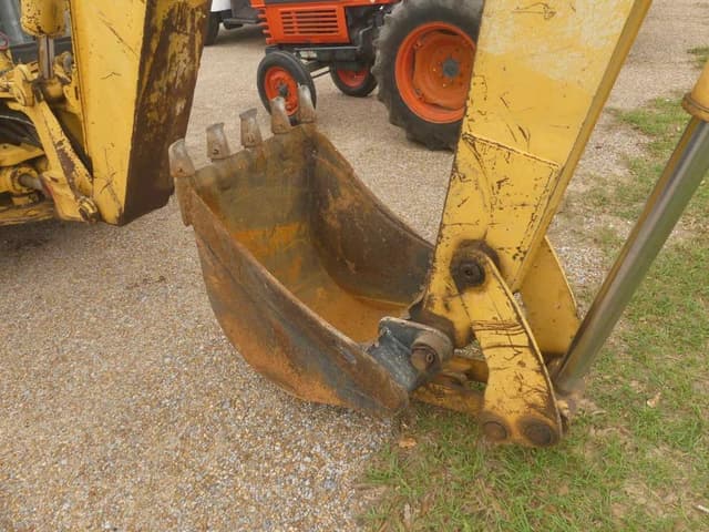 Image of Caterpillar 420D IT equipment image 4