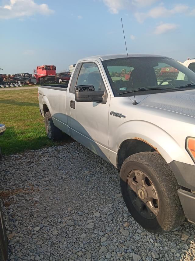 Image of Ford F-150 equipment image 4