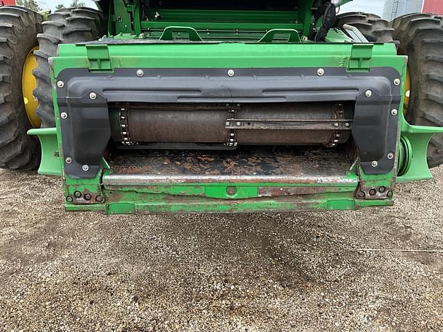 Image of John Deere 9670 STS equipment image 3