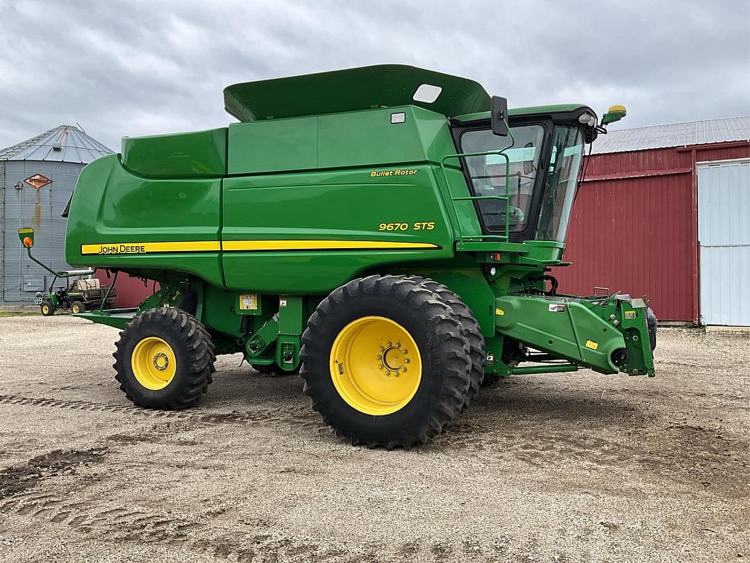 Image of John Deere 9670 STS Primary image