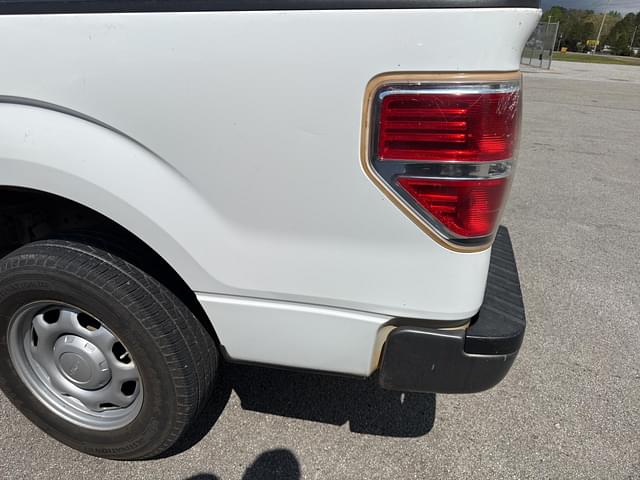 Image of Ford F-150 equipment image 4