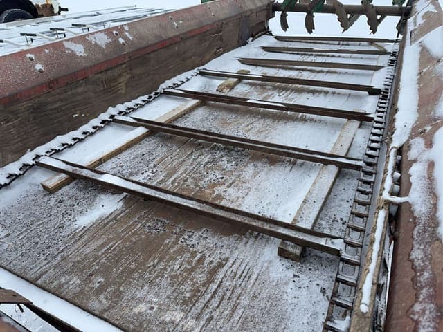 Image of Minnesota Spread All 160 equipment image 4