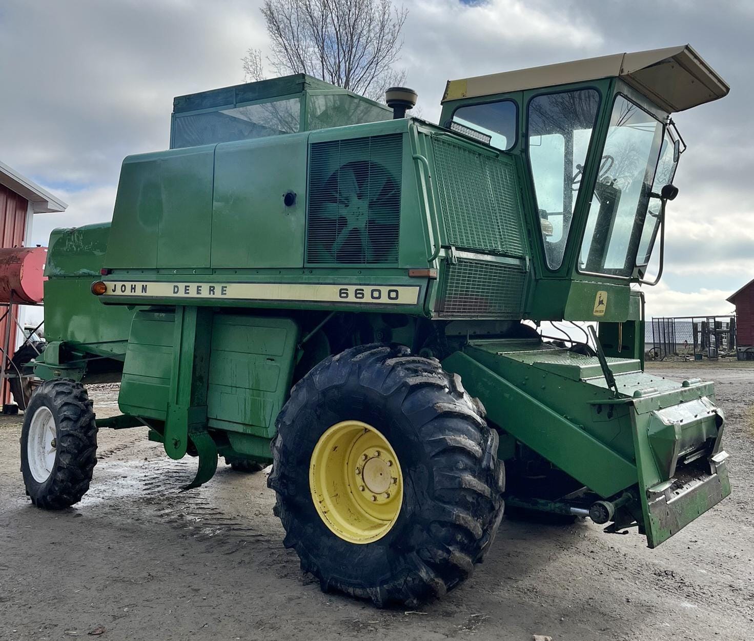 Main image John Deere 6600