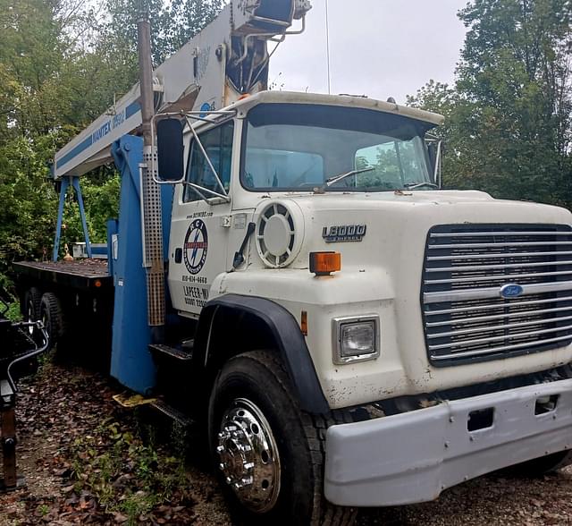 Image of Ford L8000 equipment image 1