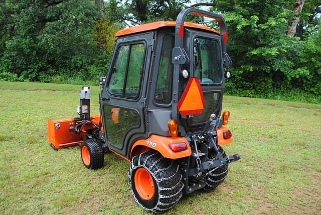 Image of Kubota BX2680 equipment image 2