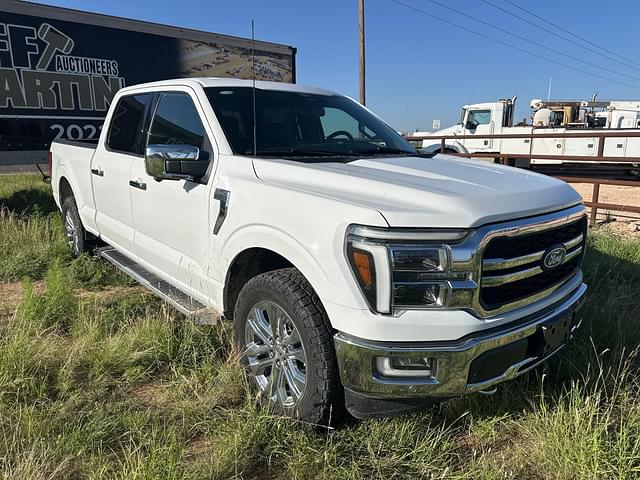 Image of Ford F-150 equipment image 2