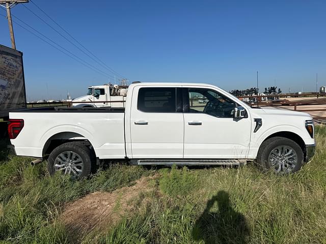 Image of Ford F-150 equipment image 3
