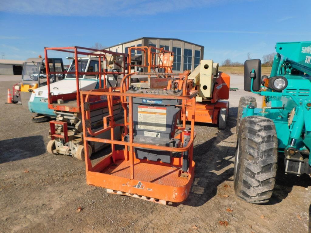 Main image JLG E400A