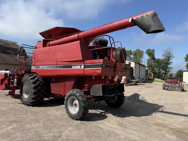 Image of Case IH 2366 equipment image 3