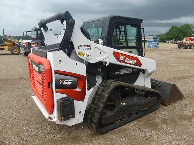 Image of Bobcat T66 equipment image 2