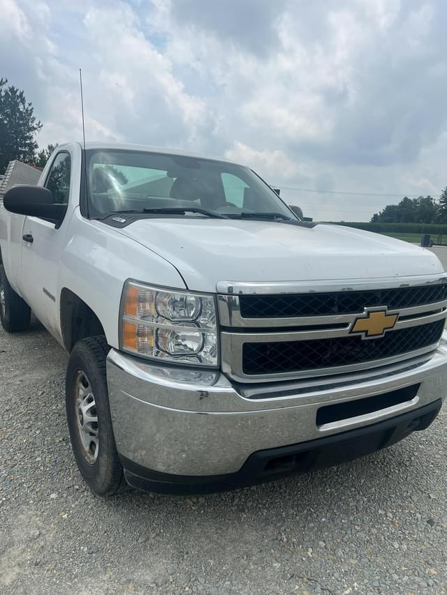 Image of Chevrolet 2500HD equipment image 3