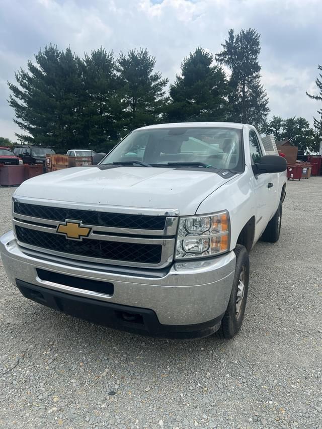 Image of Chevrolet 2500HD equipment image 2