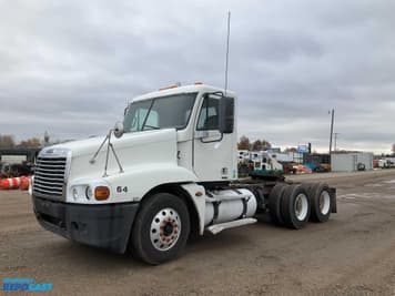 Main image Freightliner Century Class