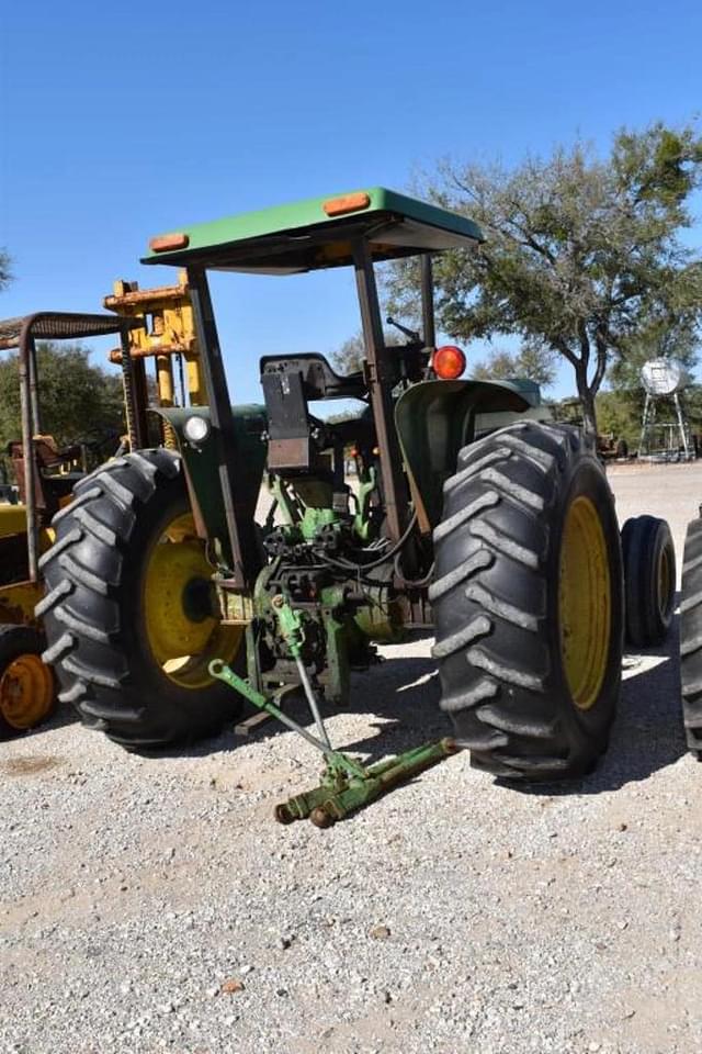 Image of John Deere 2955 equipment image 2