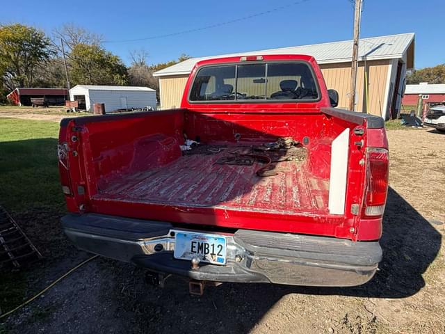 Image of Ford F-250 equipment image 4