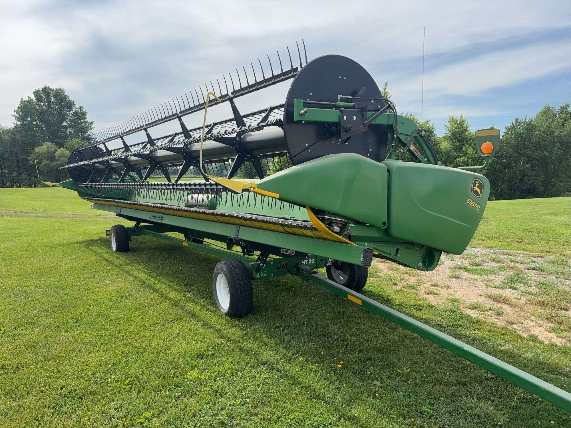 2014 John Deere 635F Equipment Image0