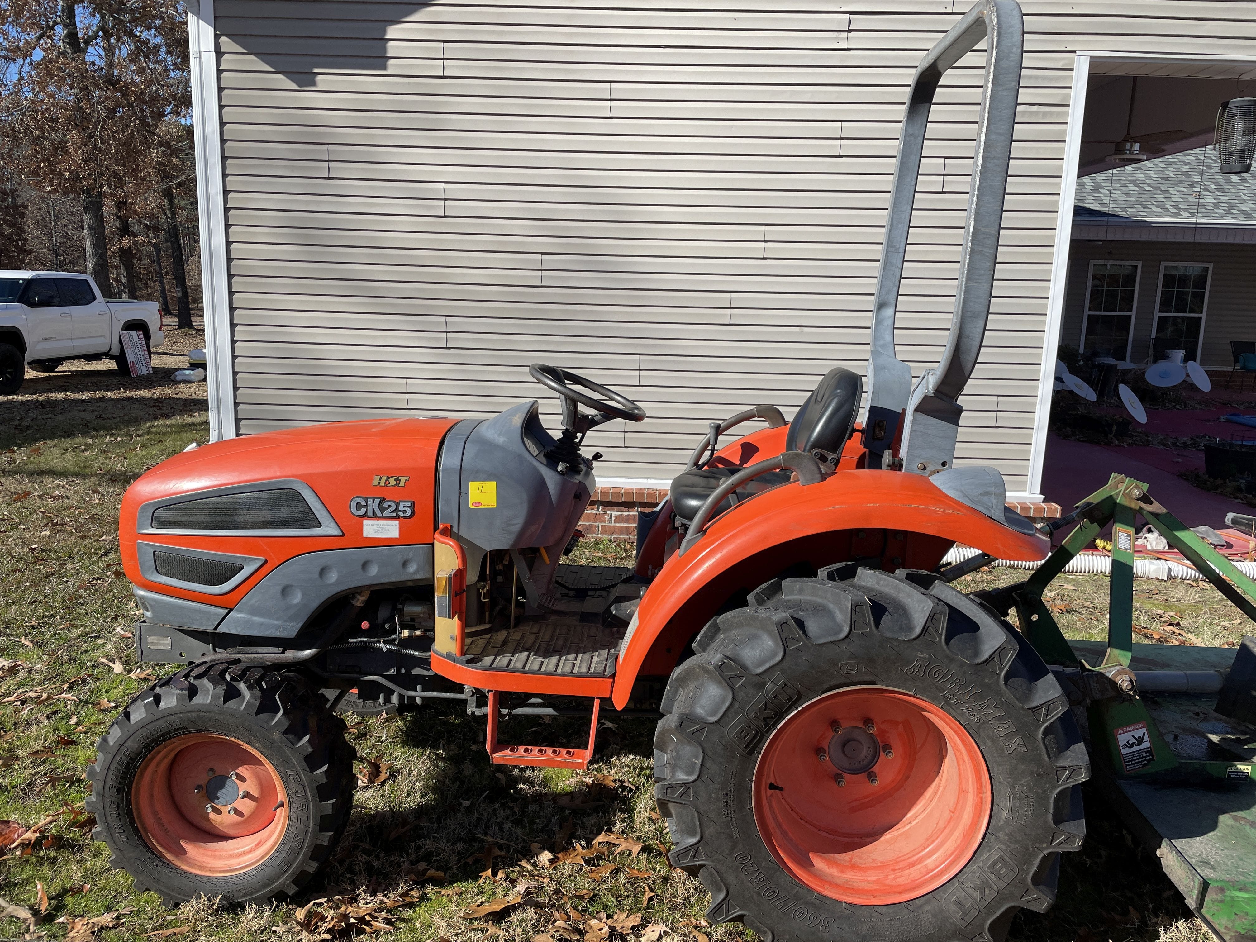 Main image Kioti CK25