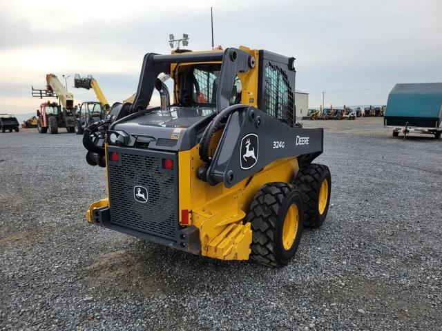Image of John Deere 324G equipment image 2