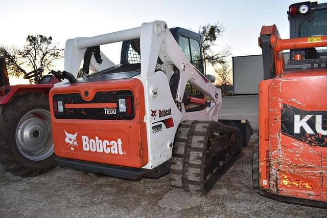 Image of Bobcat T650 equipment image 3