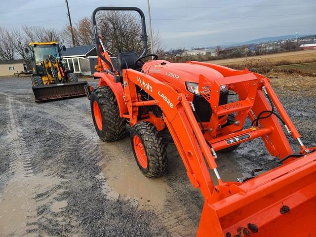 Image of Kubota L3902 equipment image 2