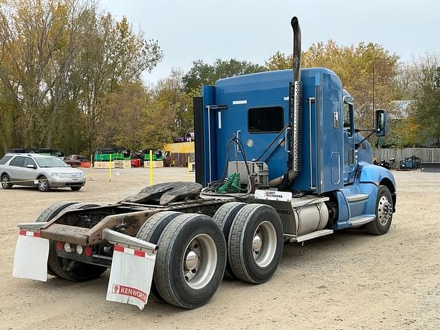 Image of Kenworth T6 equipment image 4