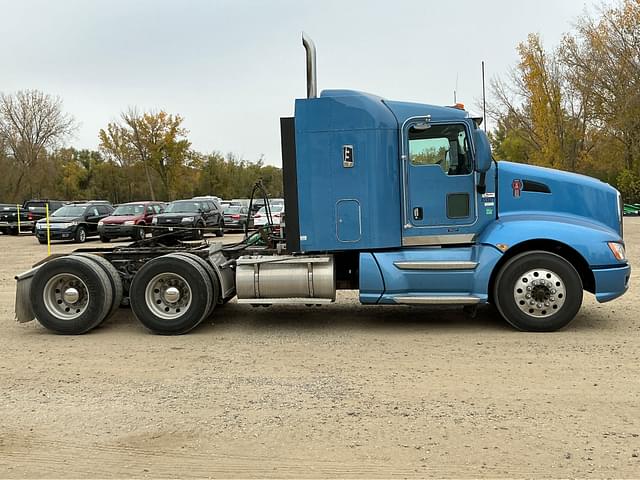 Image of Kenworth T6 equipment image 3