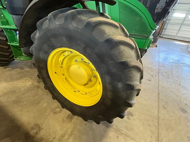 Image of John Deere 6155R equipment image 4