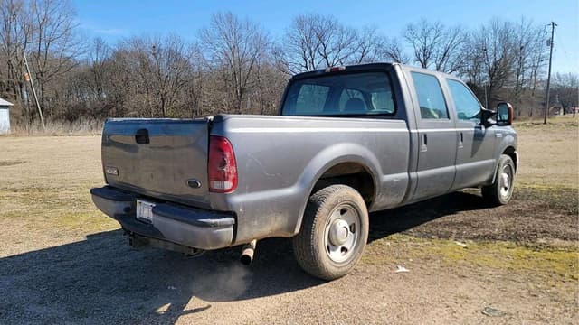 Image of Ford F-250 equipment image 4