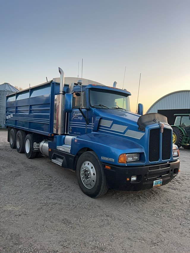 Image of Kenworth T600A equipment image 1