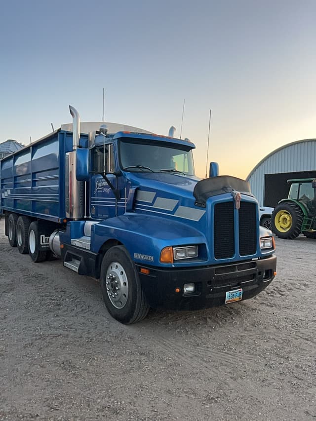 Image of Kenworth T600A equipment image 3