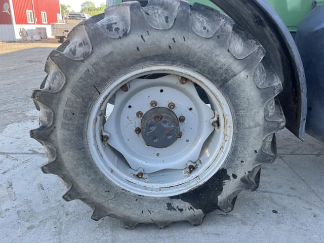 Image of Fendt 716 Vario equipment image 3