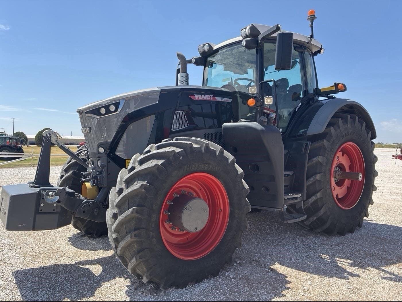2023 Fendt 942 Vario Equipment Image0