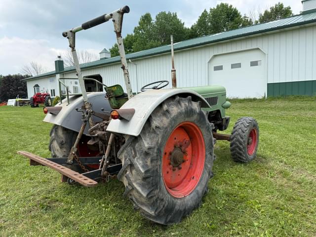 Image of Fendt Favorit 3S equipment image 4