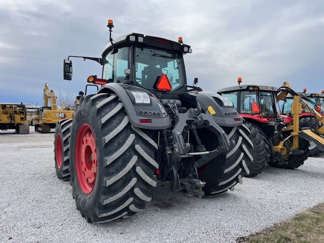 Image of Fendt 1038 Vario equipment image 2