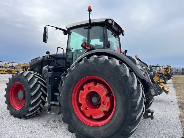 Image of Fendt 1038 Vario equipment image 1