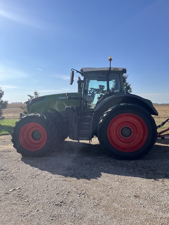 Image of Fendt 1042 Vario equipment image 1