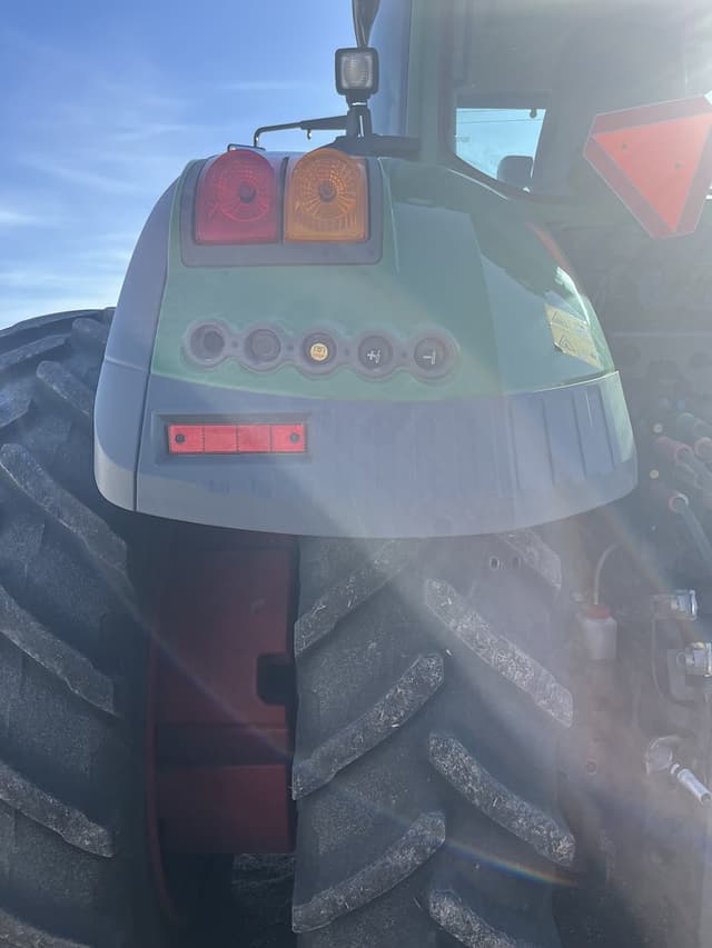 Image of Fendt 1042 Vario equipment image 3