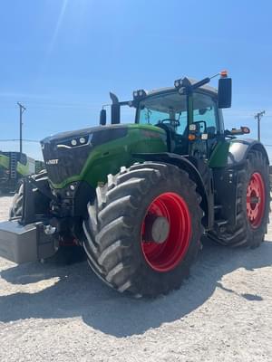 2021 Fendt 1042 Vario Image