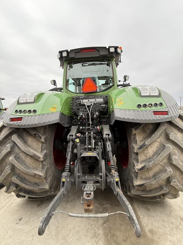 Image of Fendt 1042 Vario equipment image 3